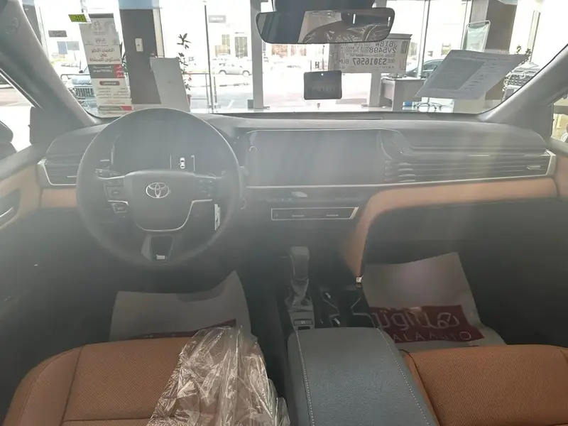 Toyota Camry 2025 Grandi 2.5L