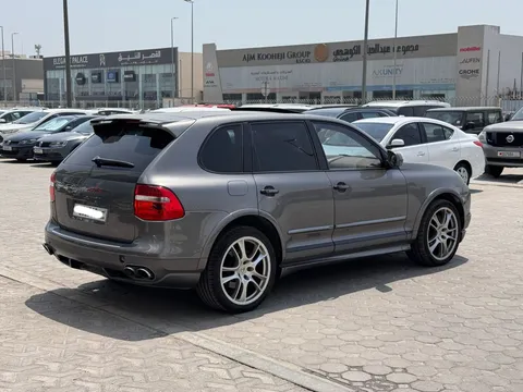 Porsche Cayenne GTS 2010