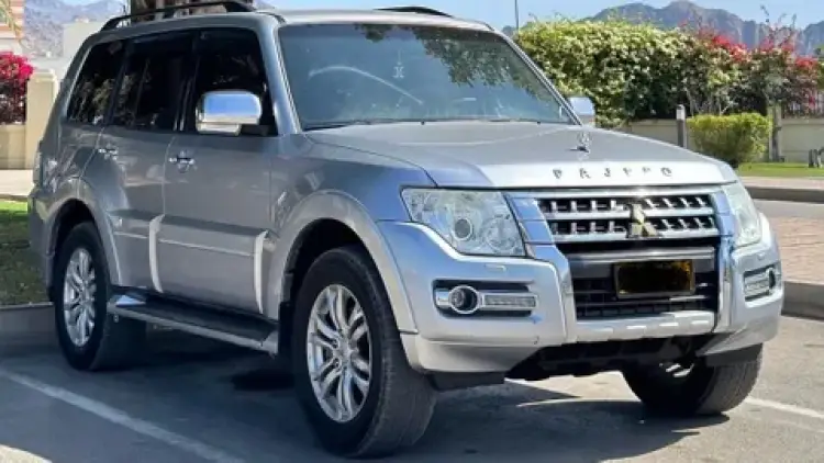 mitsubishi pajero image Mitsubishi Pajero 3.8L 5 Door Signature Edition 2016