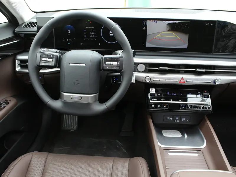 Hyundai Azera 2025