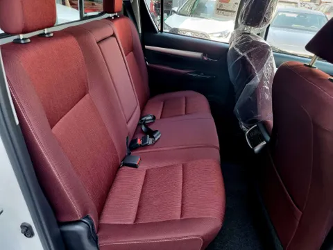 New Toyota Hilux 2025