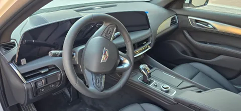 Discover undefined undefined Exterior Interior Images.Find all aspects and details of cars.