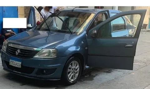 استكشف undefined undefined الصور الخارجية والداخلية. اكتشف جميع جوانب وتفاصيل السيارات.