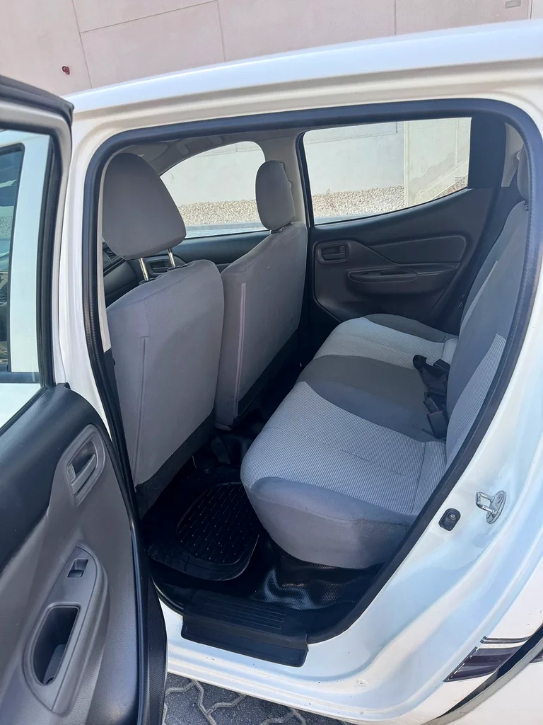 Mitsubishi L200 2016
