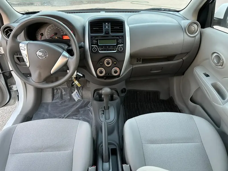 Nissan Sunny 2022