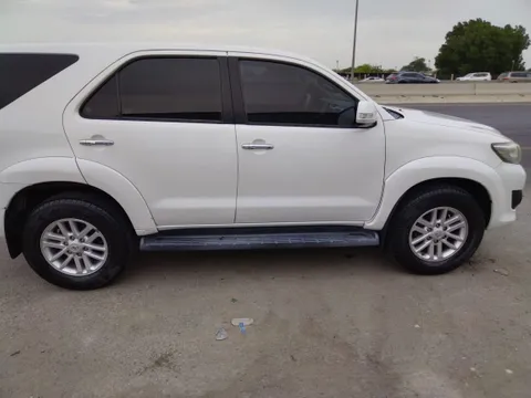 Discover undefined undefined Exterior Interior Images.Find all aspects and details of cars.