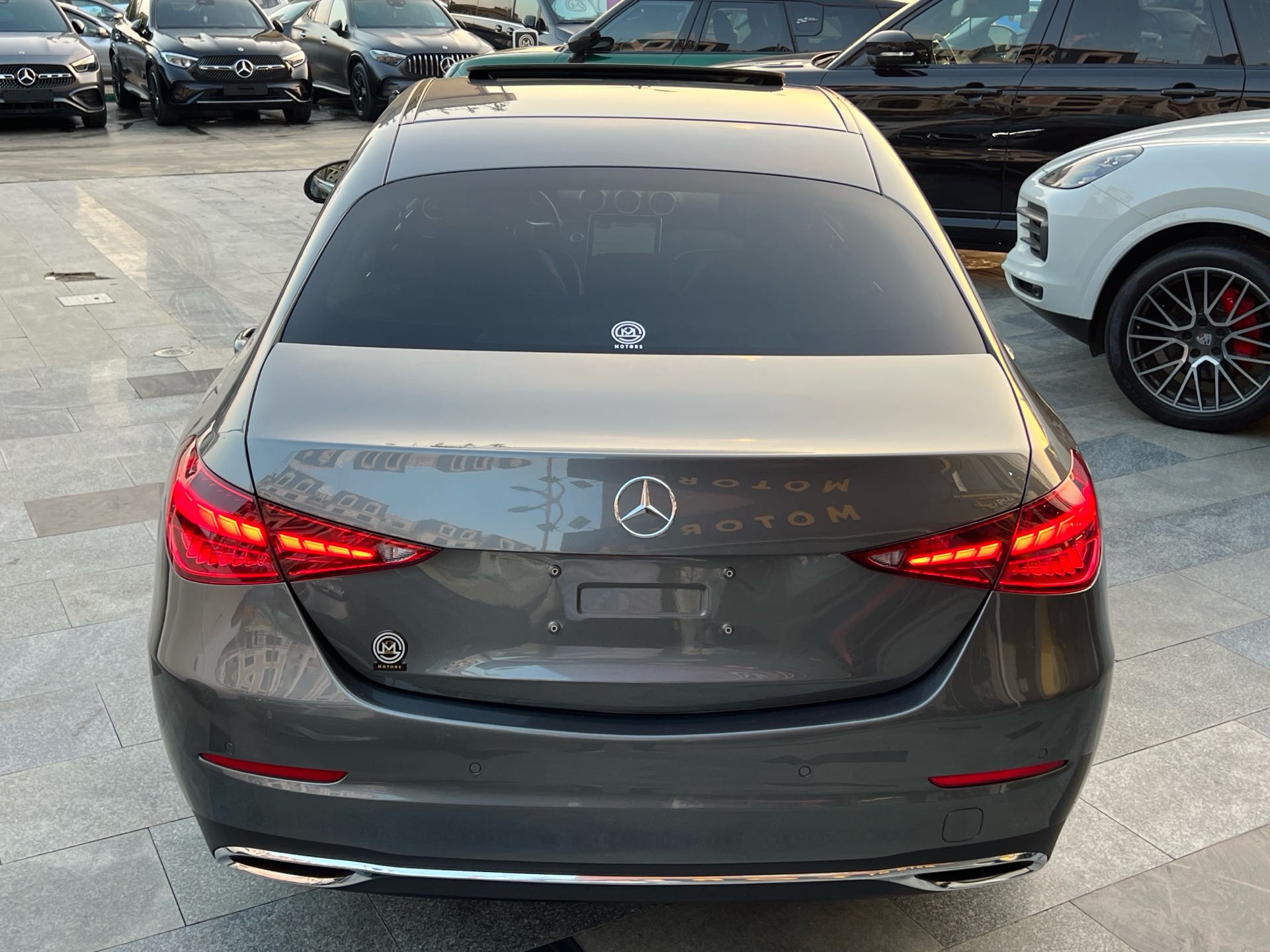 مرسيدس بنز C Class 2024