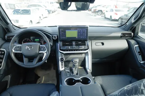 New Toyota Land Cruiser 2024
