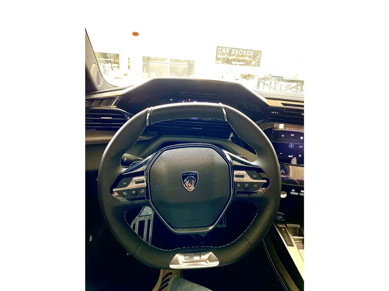Peugeot 408 2024