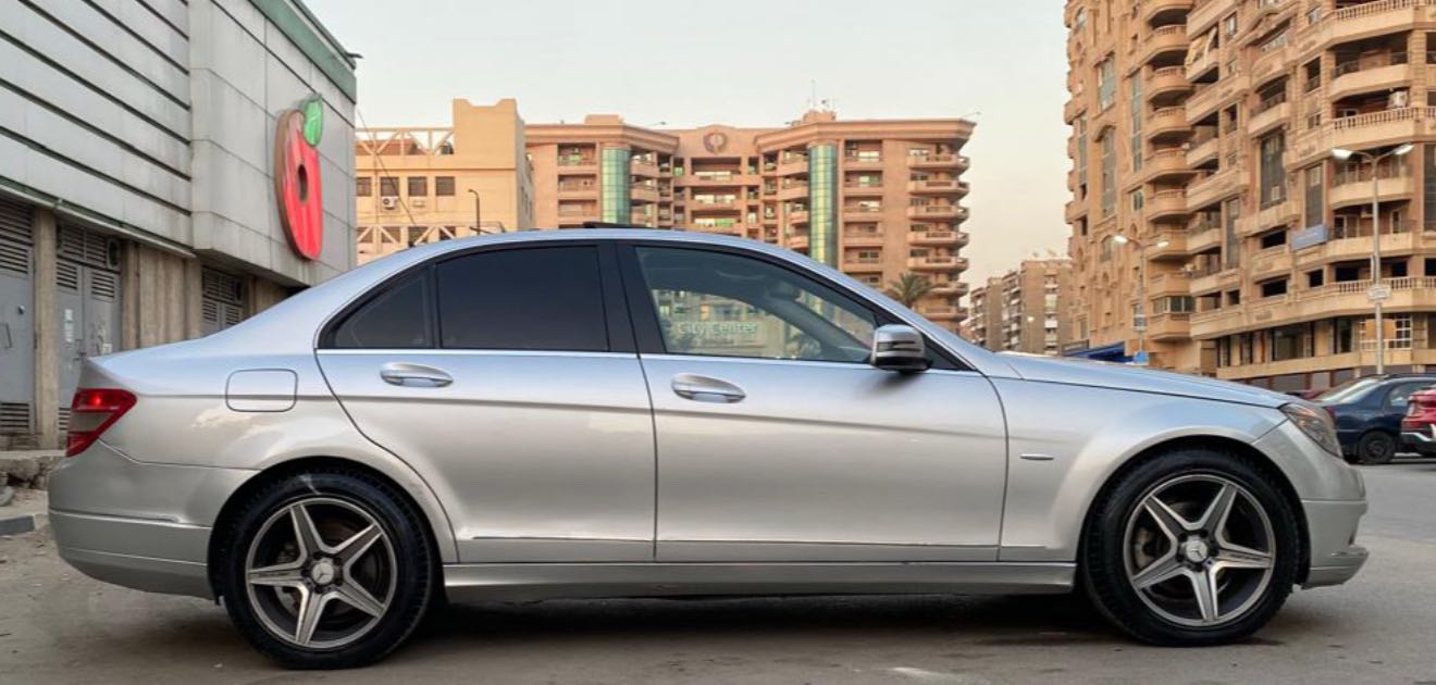 مرسيدس بنز C Class 2009