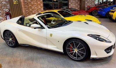 ferrari 812-gts image Ferrari 812 GTS | 2022 | BIANCO ITALIA | FULL CARBON FIBER | 6.5L V12 | 789 HP