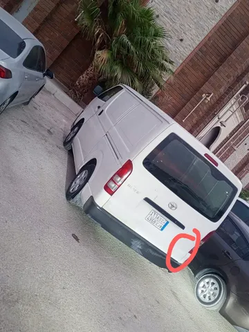 Toyota Hiace 2016