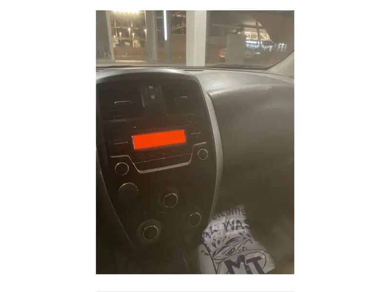 Nissan Sunny 2019