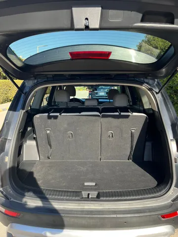 Kia Telluride  3.8L V6 LX (AWD) 2021