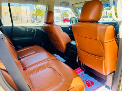 Nissan Patrol 5.6L SE 2016