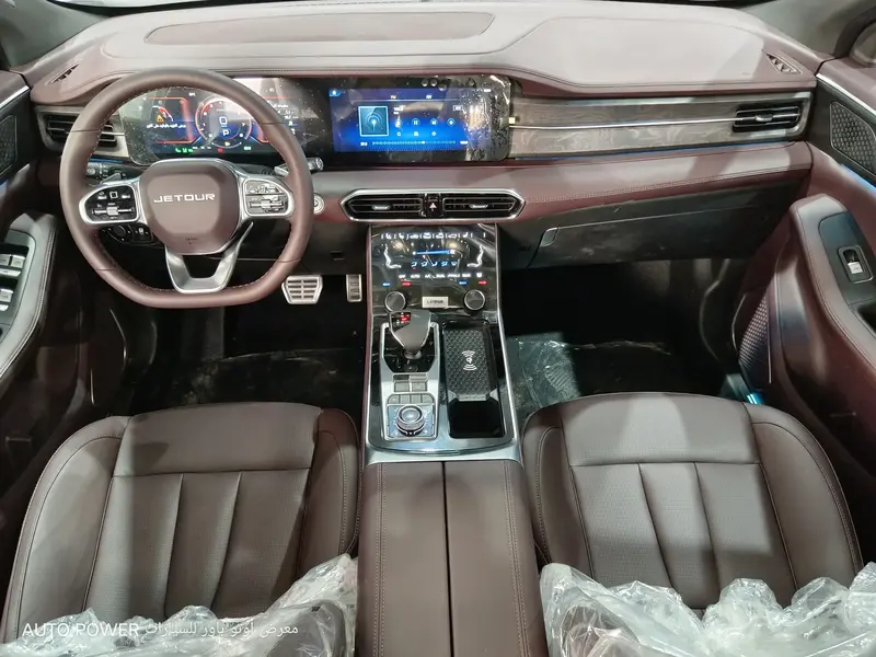 Discover undefined undefined Exterior Interior Images.Find all aspects and details of cars.