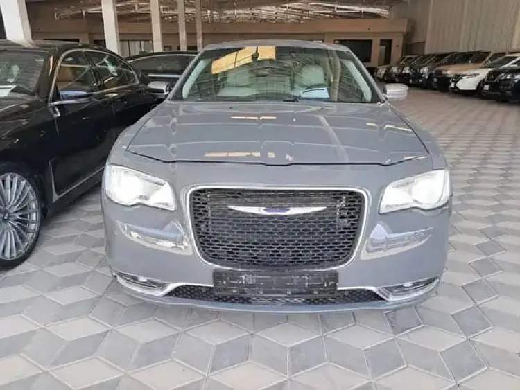 chrysler 300 image Chrysler 300 2019