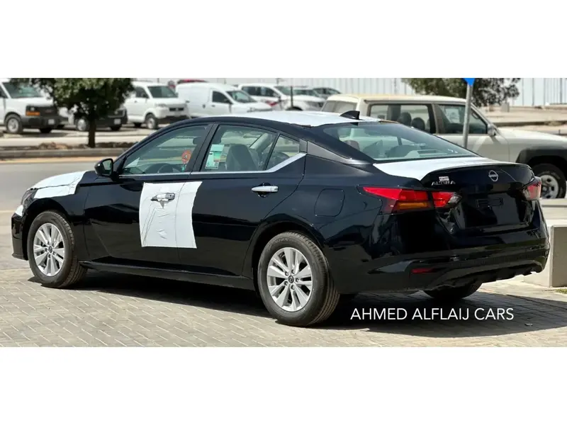 Nissan Altima 2024