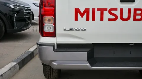 New Mitsubishi L200 2.4L Double Cab GLX Diesel 4WD 2025