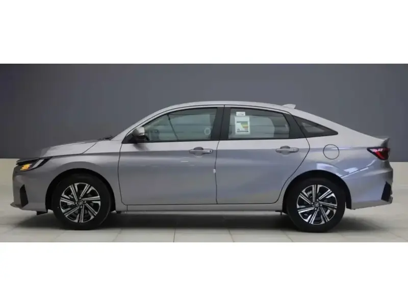 Discover undefined undefined Exterior Interior Images.Find all aspects and details of cars.