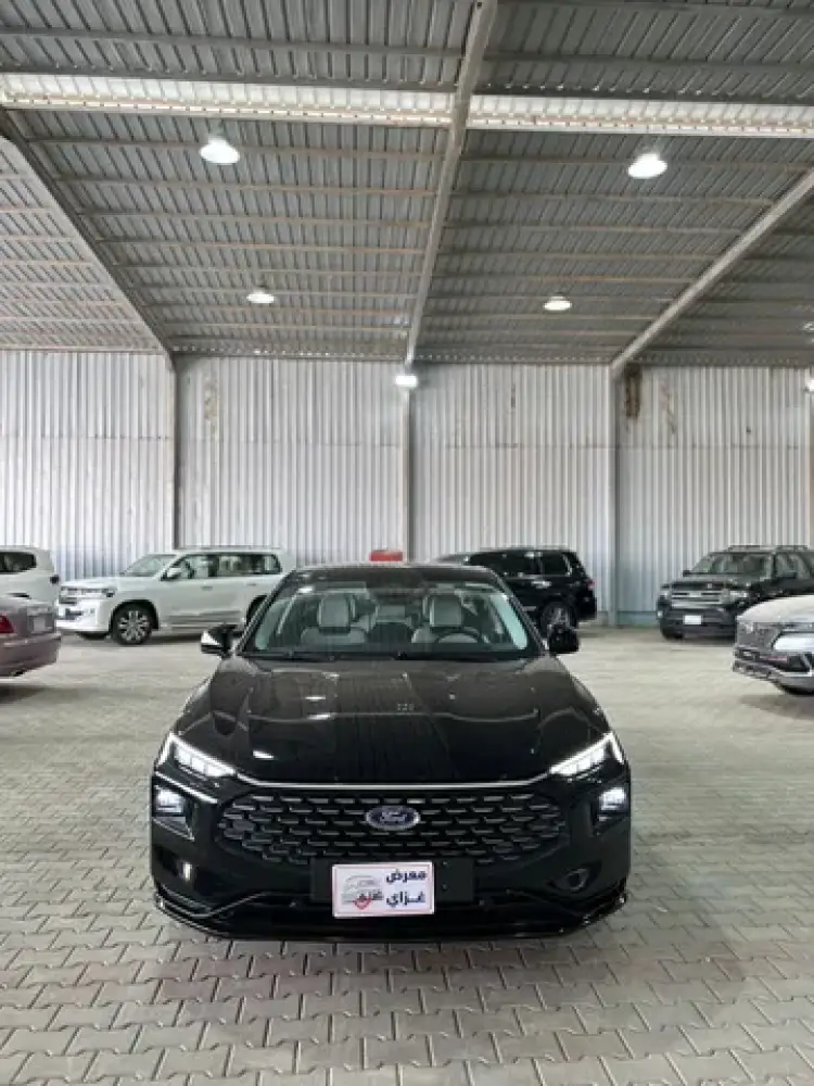 ford ford-taurus image Ford Taurus 2023