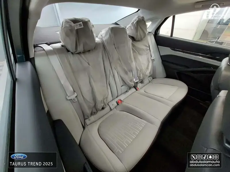 Ford Taurus 2025