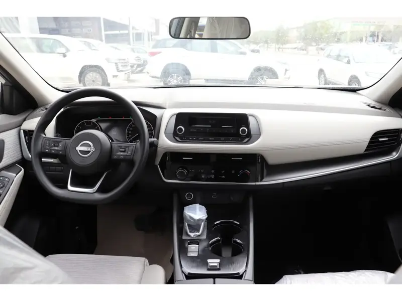 Discover undefined undefined Exterior Interior Images.Find all aspects and details of cars.
