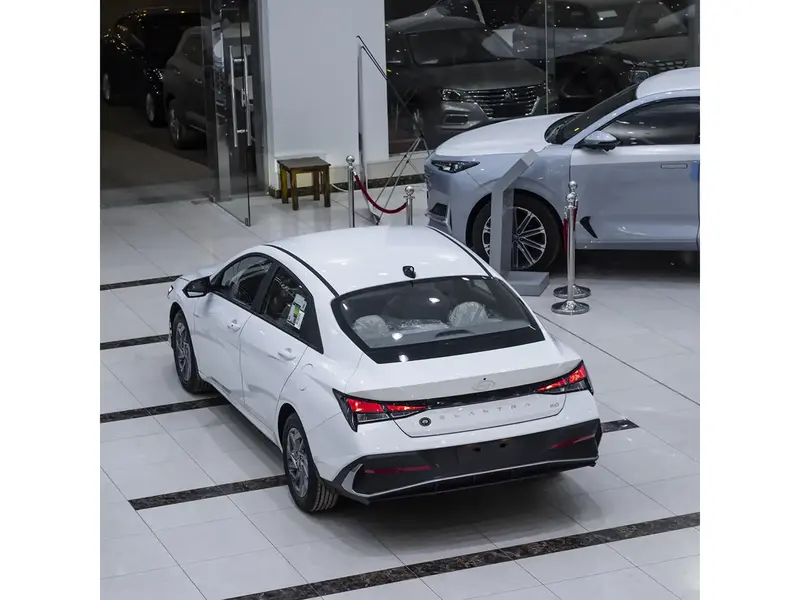 Hyundai Elantra 2025