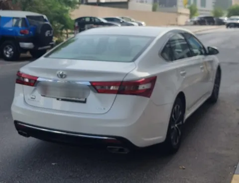 toyota toyota-avalon image Toyota Avalon 3.5L XLE 2016