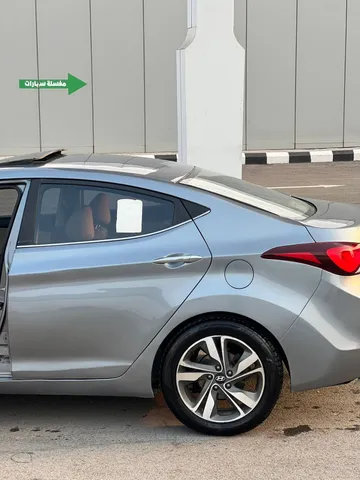 Discover undefined undefined Exterior Interior Images.Find all aspects and details of cars.
