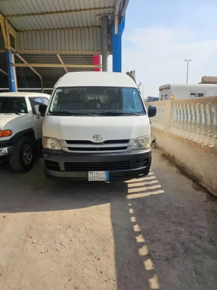 toyota hiace image Toyota Hiace 2009