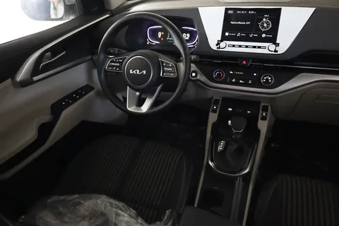 Discover undefined undefined Exterior Interior Images.Find all aspects and details of cars.