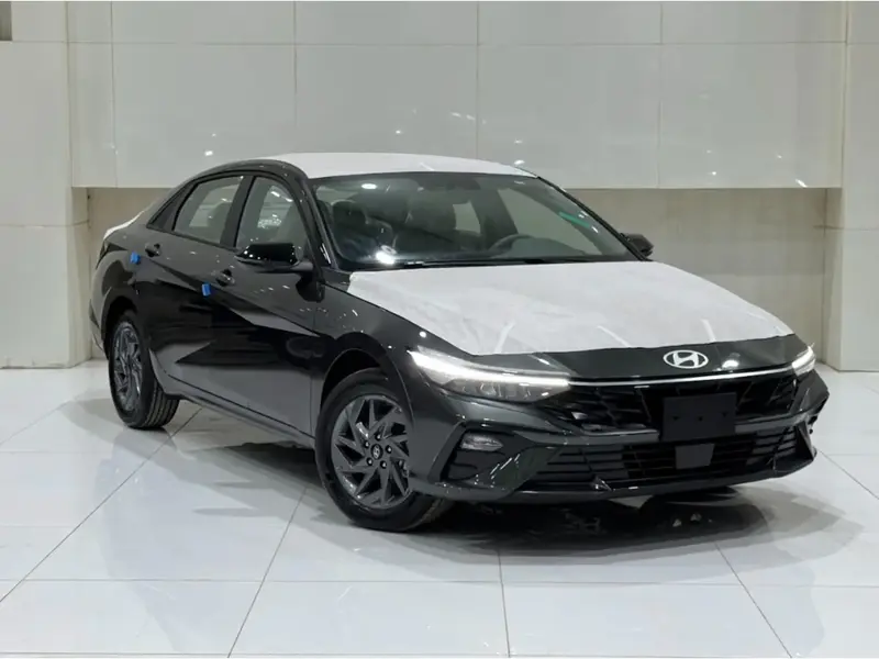 Hyundai Elantra 2025