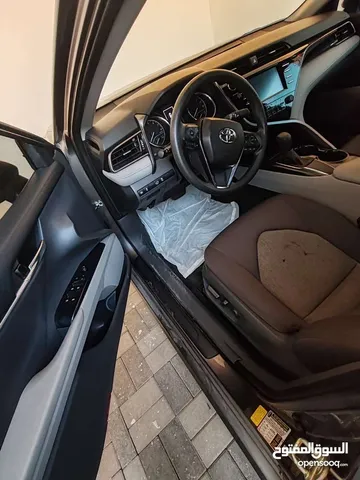 Toyota Camry 2.5L LE HEV (215 HP) 2020
