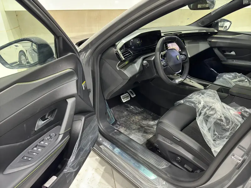 Peugeot 408 2025
