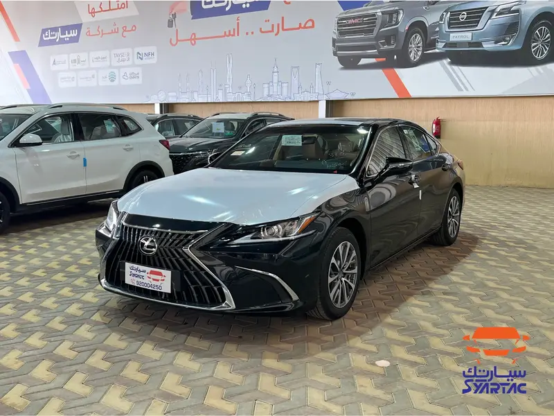 Lexus ES 2024