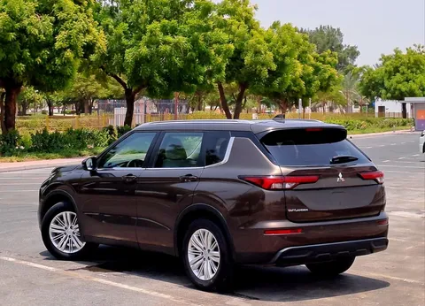 Mitsubishi Outlander 2.4L GLX (7-Seater) Mid 2023