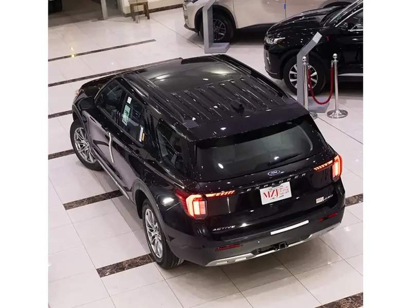 Ford Explorer 2025