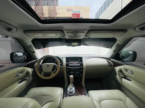 Discover undefined undefined Exterior Interior Images.Find all aspects and details of cars.