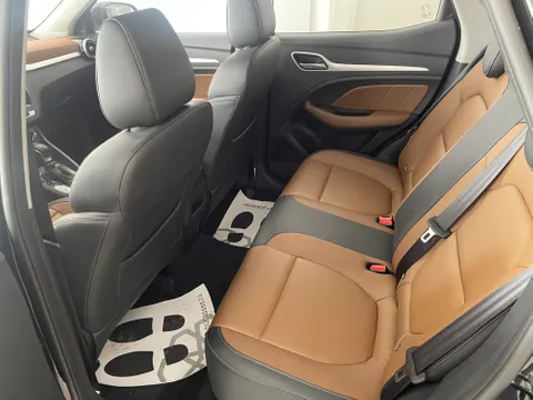 Discover undefined undefined Exterior Interior Images.Find all aspects and details of cars.