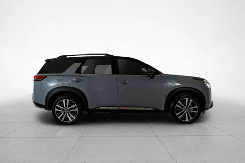 Discover undefined undefined Exterior Interior Images.Find all aspects and details of cars.
