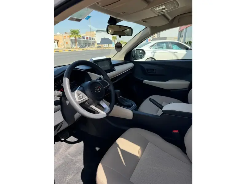 Discover undefined undefined Exterior Interior Images.Find all aspects and details of cars.