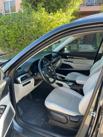 Discover undefined undefined Exterior Interior Images.Find all aspects and details of cars.