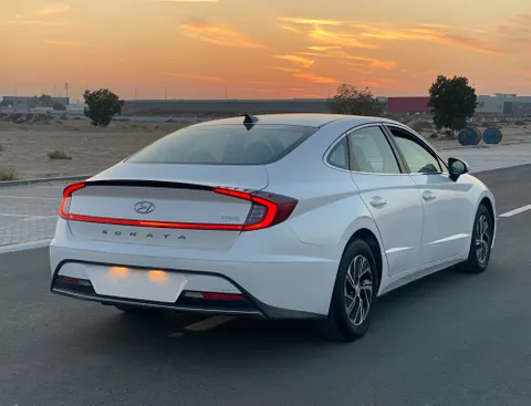 Hyundai Sonata 2.0L Hybrid SE 2020