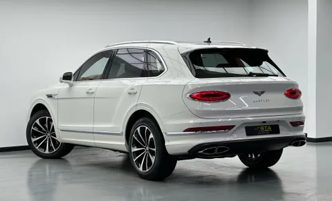 Discover undefined undefined Exterior Interior Images.Find all aspects and details of cars.