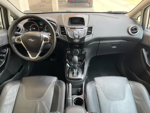 Ford Fiesta 1.6L Titanium 2016