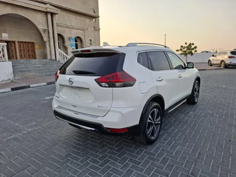 Nissan Rogue 2020