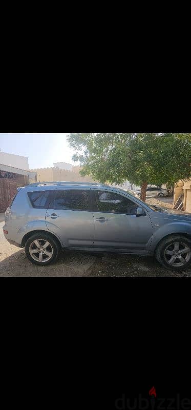 Mitsubishi Outlander 2009