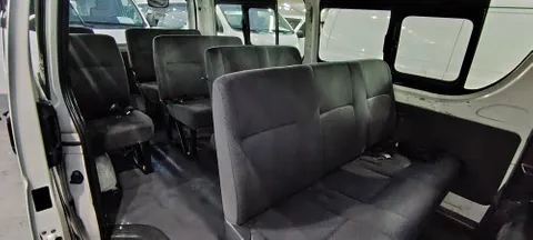 Toyota Hiace 2015