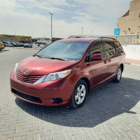 Discover undefined undefined Exterior Interior Images.Find all aspects and details of cars.